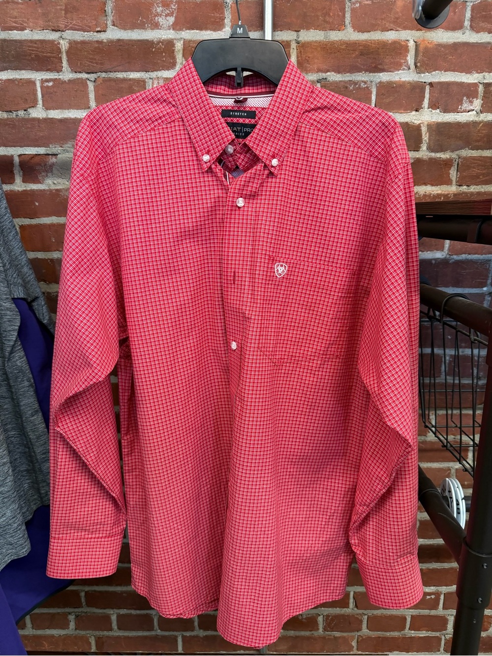 Ariat Pro Series Stretch Men’s M Red White Check Plaid Button Down Shirt Western